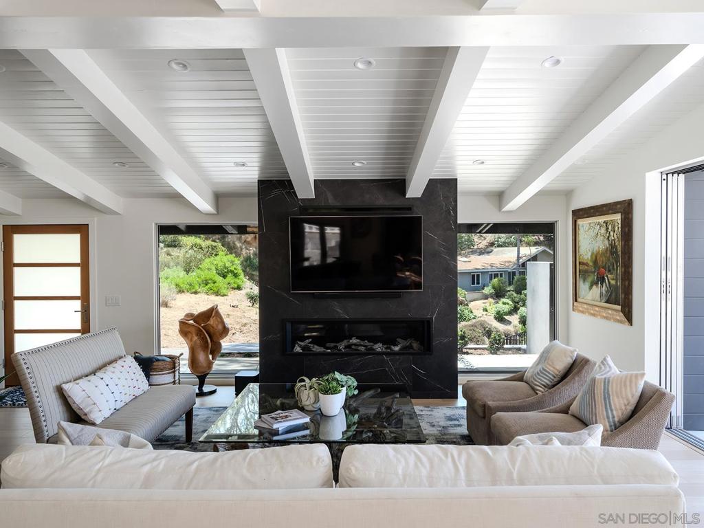 390 Hidden Pines Rd