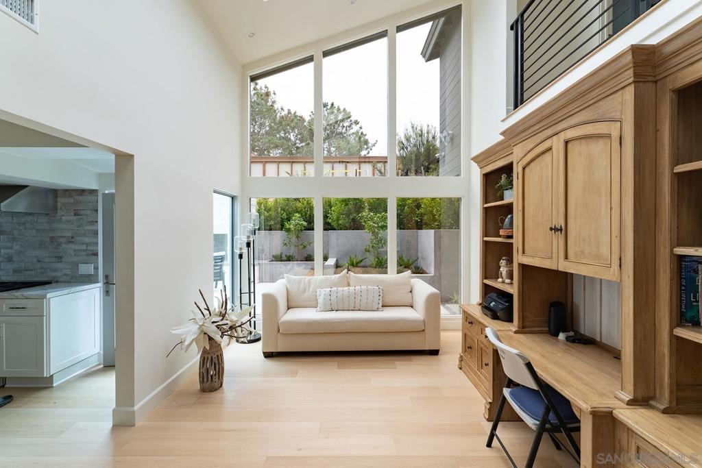 Del Mar - Residential