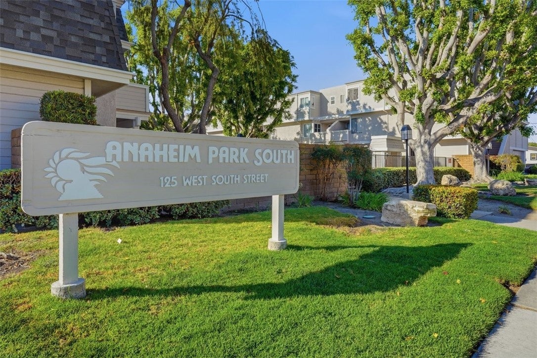 125 W South ST 218, Anaheim CA 92805