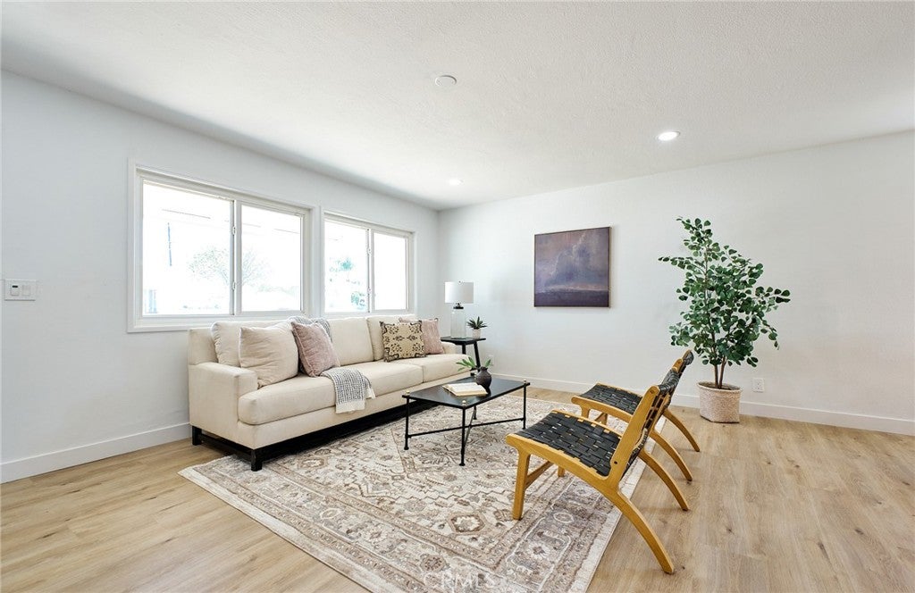 4138 N Santa Lucia