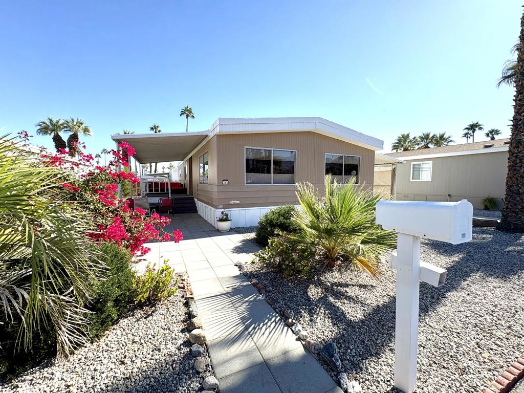 Royal Palms - Manufactured In Park