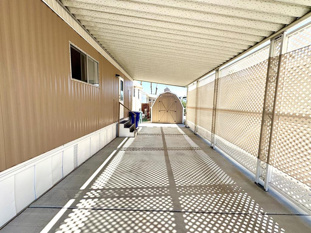 Royal Palms - Manufactured In Park