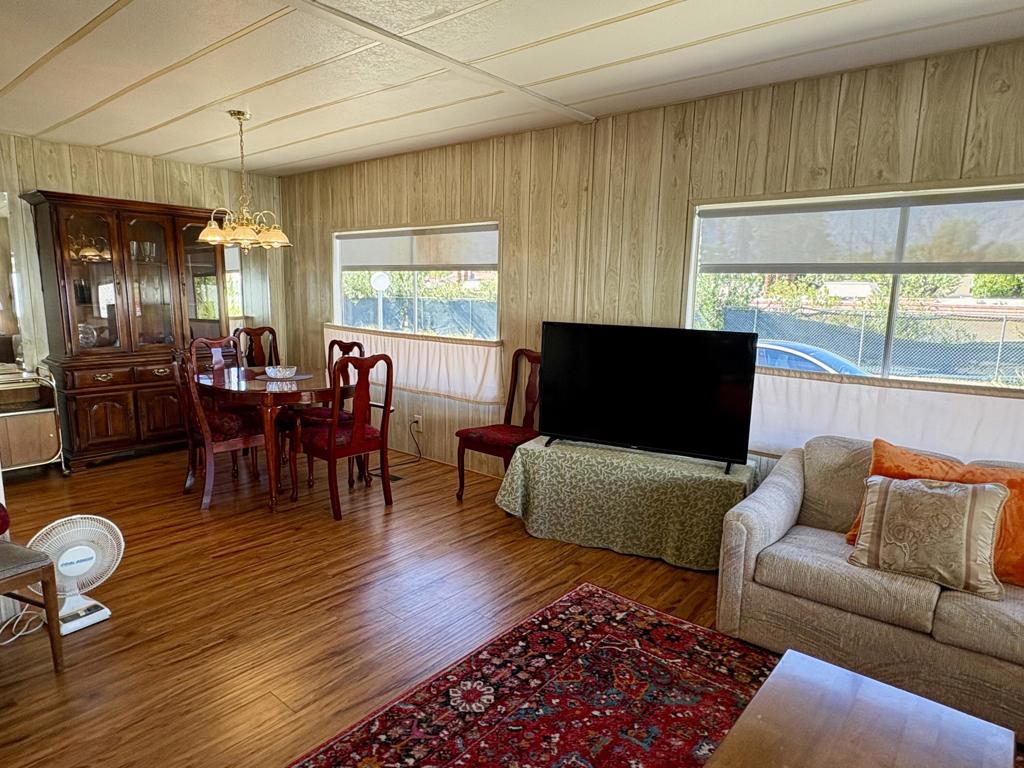 Royal Palms - Manufactured In Park