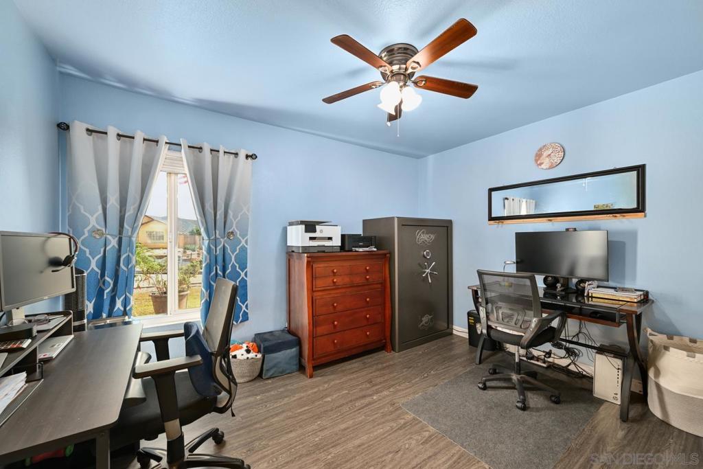 Lakeside - Residential