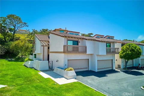 MLS: PV26120432