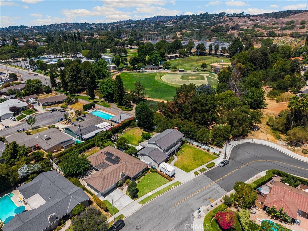 1449 La Canada Drive