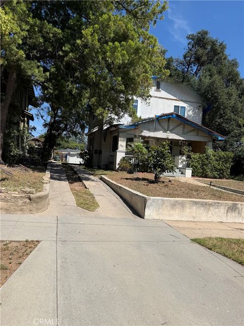 Photo of 1248 Wesley Avenue #A, Pasadena, CA 91104 (MLS # PF26080083)