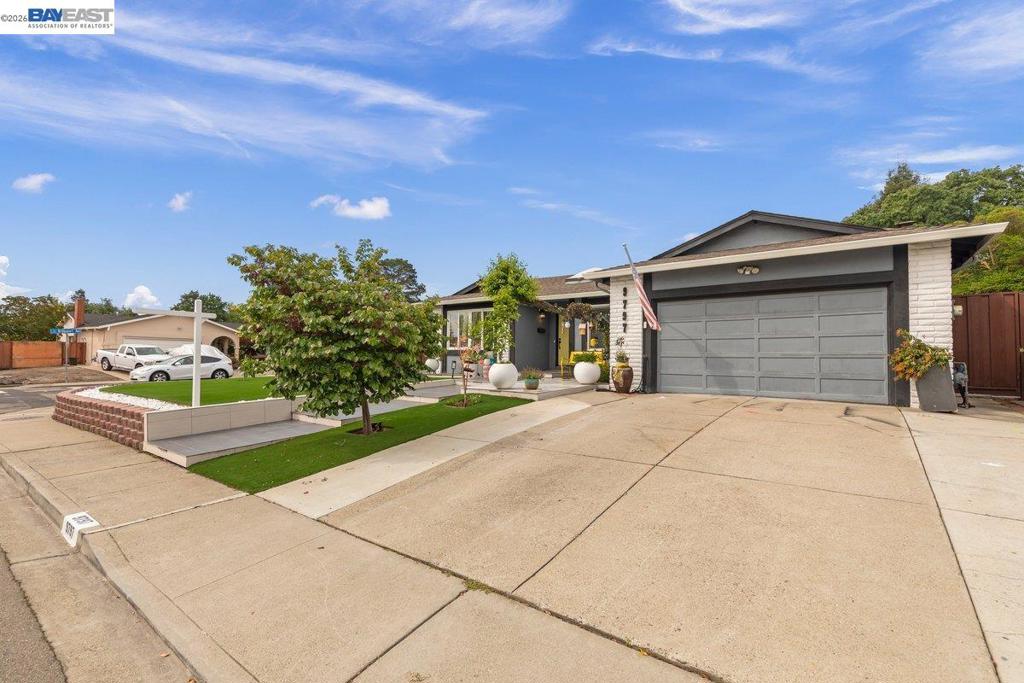 9797 Davona Drive