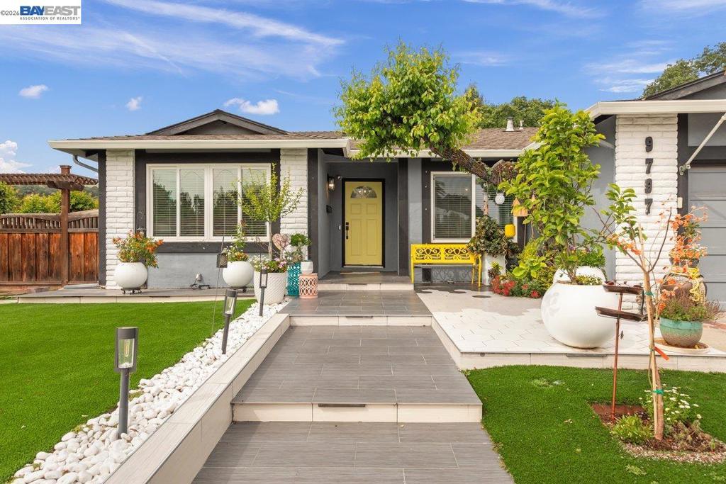 9797 Davona Drive
