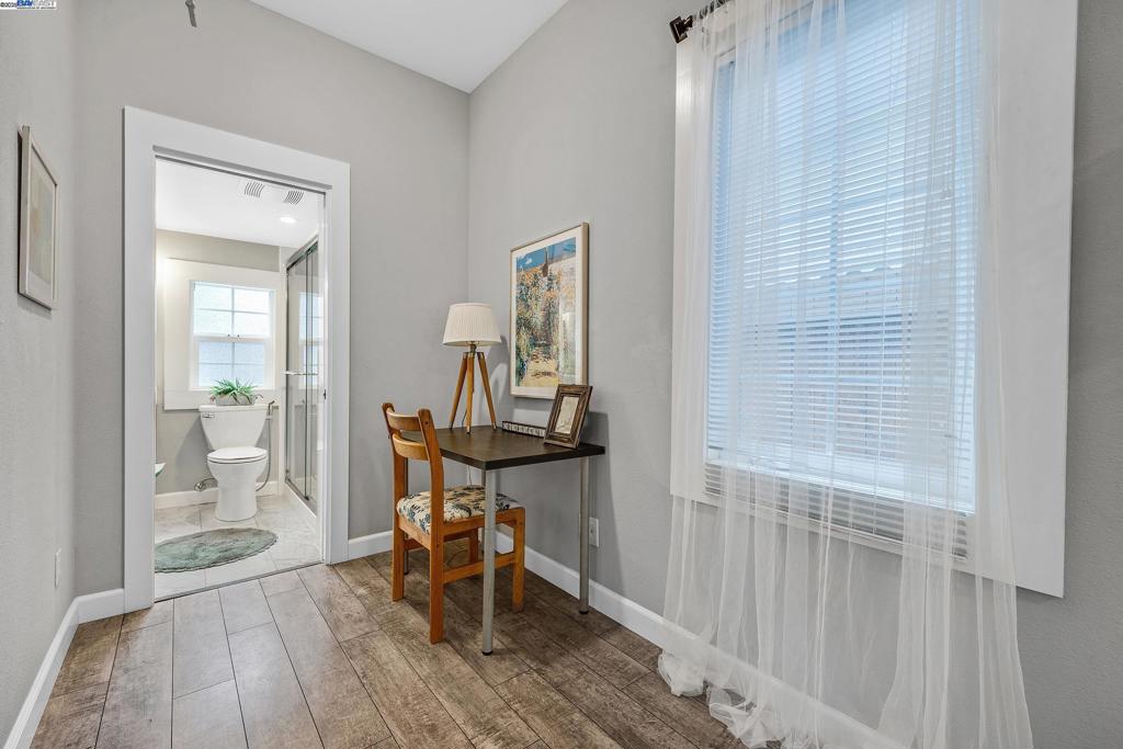 POINT RICHMOND - Residential