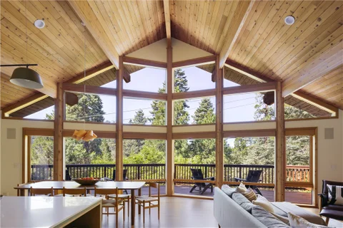 28949 Potomac Dr, Lake Arrowhead, CA 92352 - MLS#: IG26210396