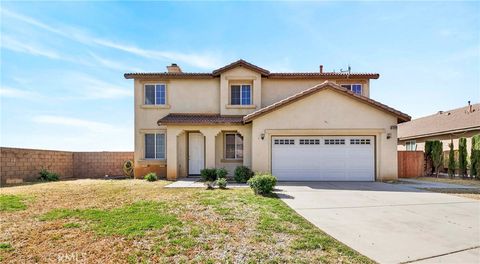13689 Buena Vista Hesperia CA 92344