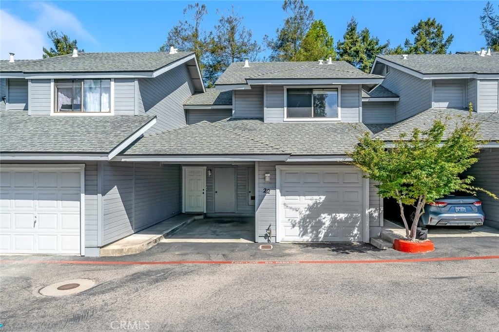 2221 King Court 22