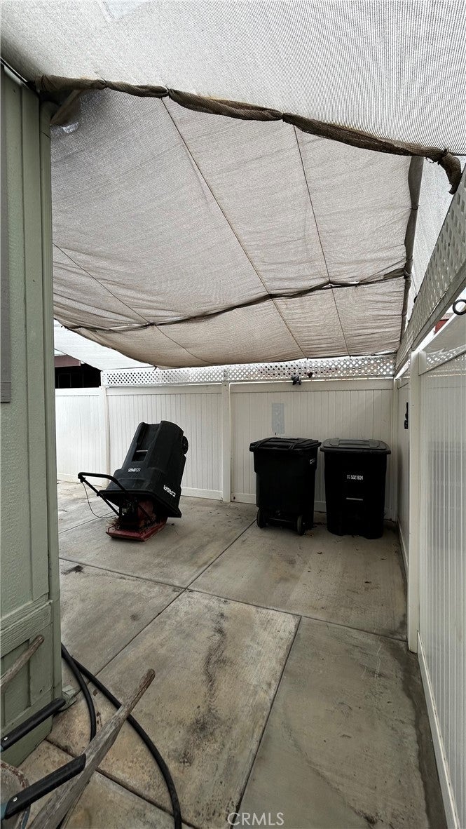201 W Collins Avenue 55