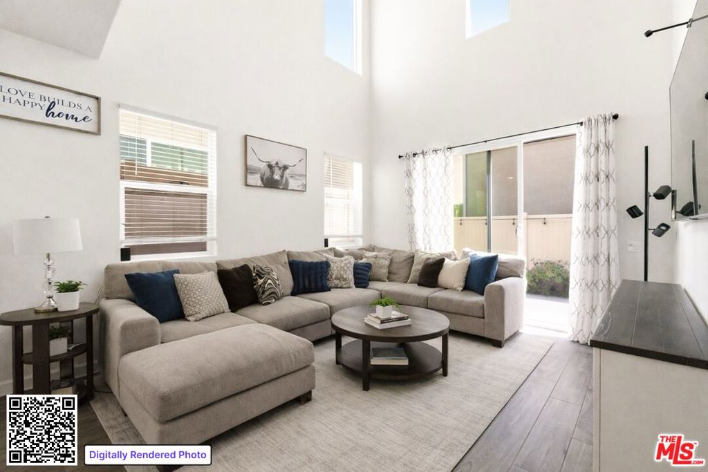 471 Santa Paula Street