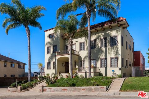 Photo of 2331 Lucerne Avenue, Los Angeles, CA 90016 (MLS # 26636021)