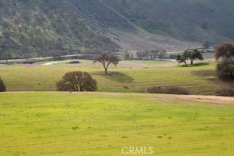 Tiny photo for 0 Nickel Creek Road, San Miguel, CA 93451 (MLS # NS25280693)