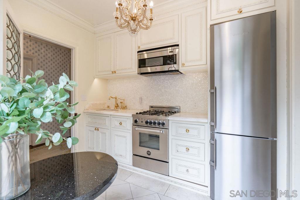 La Jolla - Residential Lease