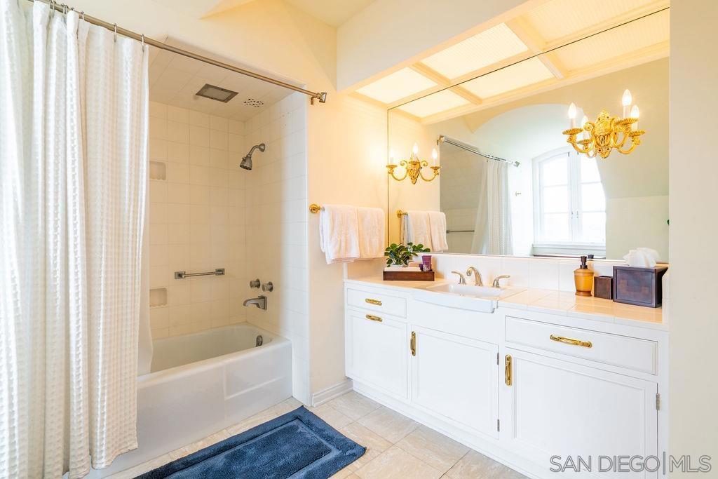 La Jolla - Residential Lease