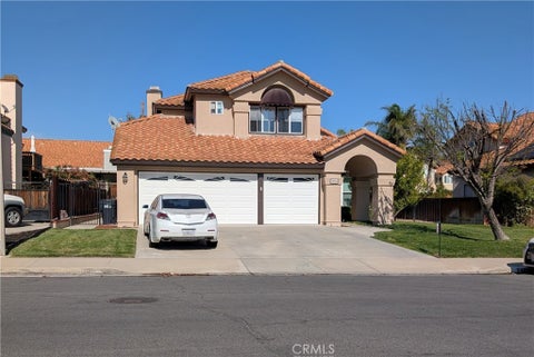 Photo of 24054 Bearskin Cir, Murrieta, CA 92562 (MLS # IV26017252)