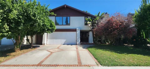 MLS: SR26150708