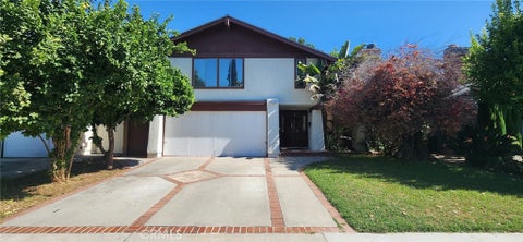 Photo of 19957 Lorne ST, Los Angeles, CA 91306 (MLS # SR26150708)