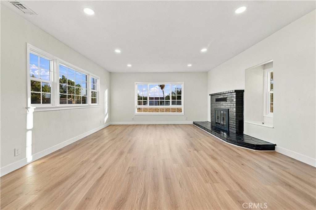 2531 W Avenue M4