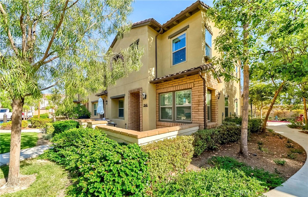 2545 Almeria Lane