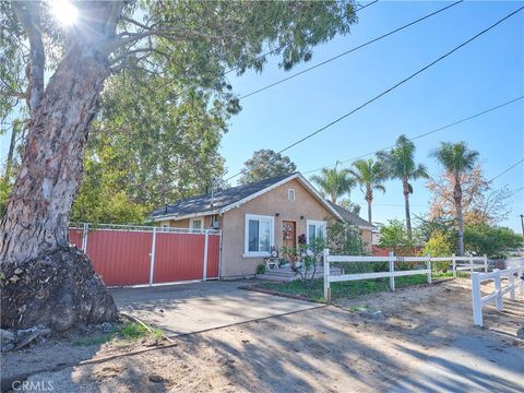 Photo of 2904 2nd, Norco, CA 92860 (MLS # DW25269833)