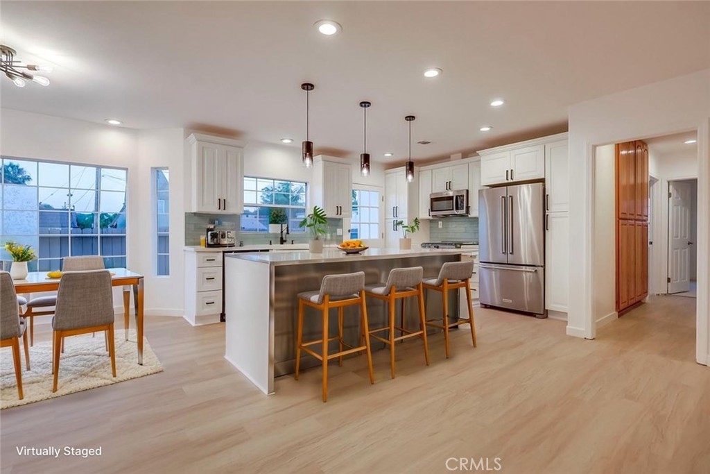 California Heights (CH) - Residential Income