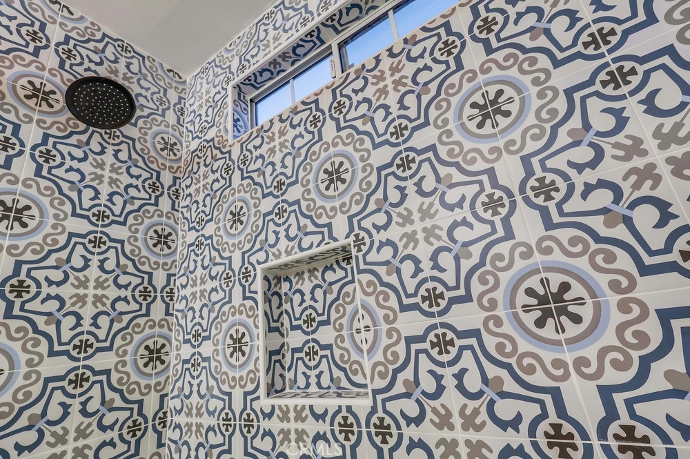 California Heights (CH) - Residential Income