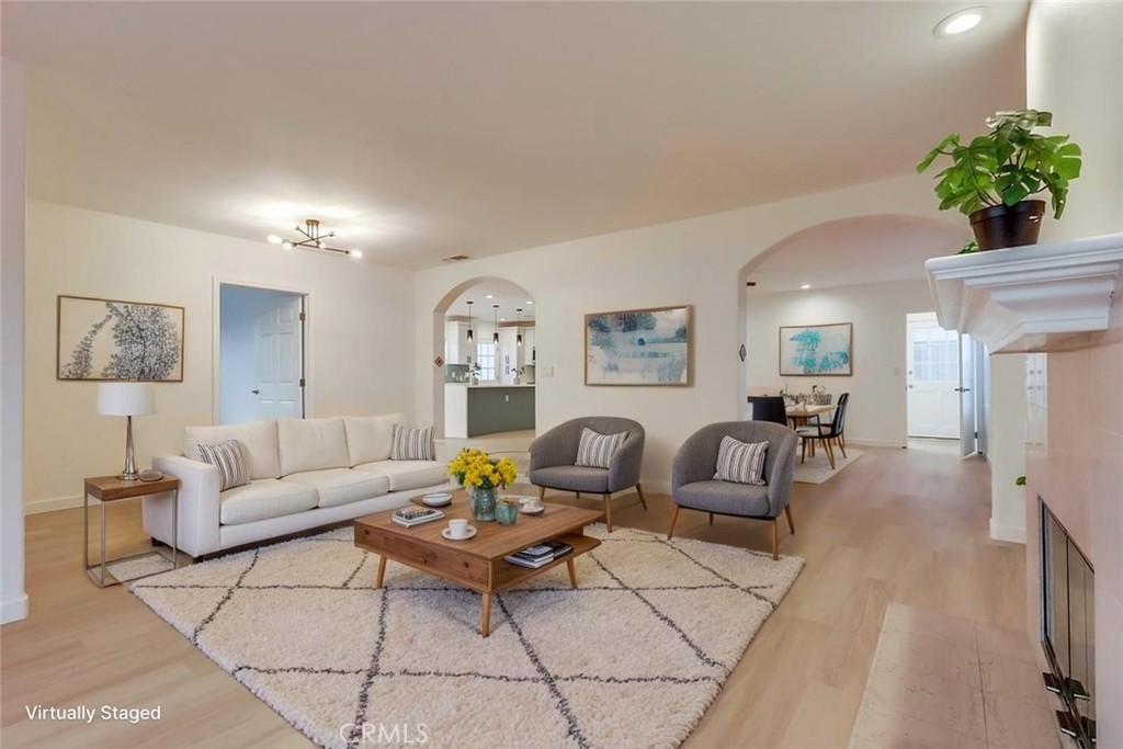 California Heights (CH) - Residential Income