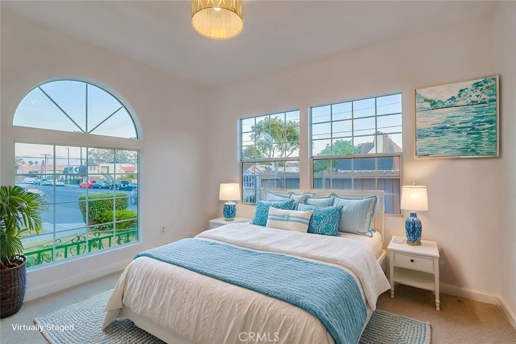 California Heights (CH) - Residential Income