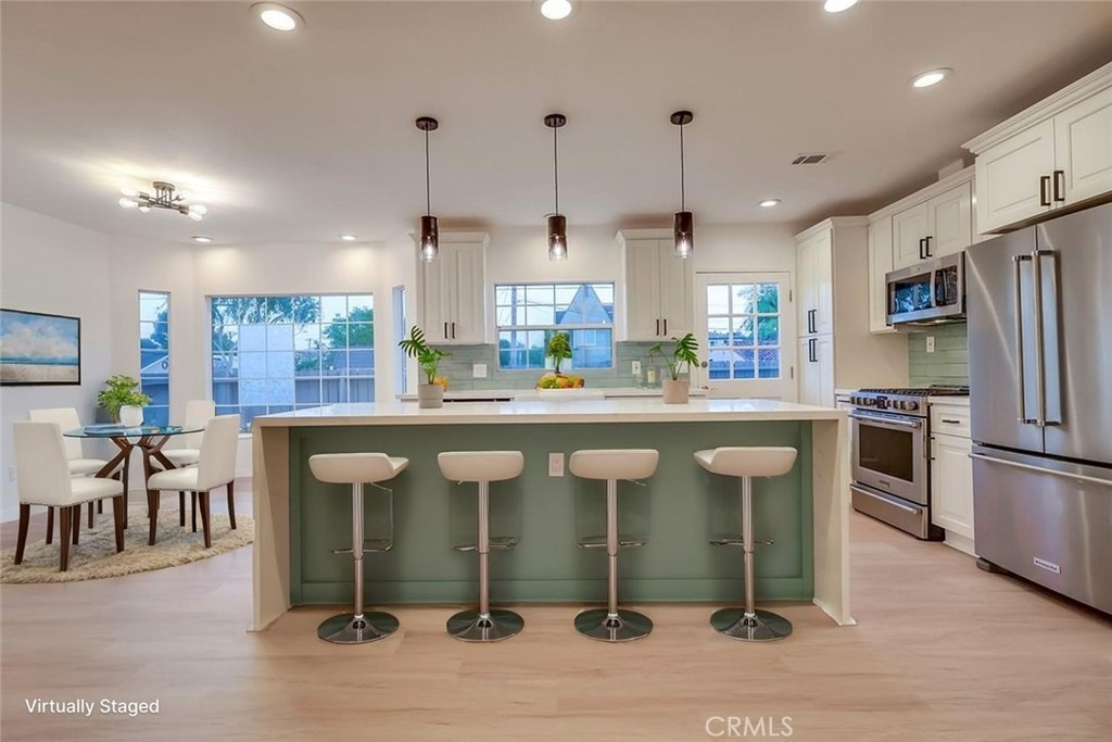 California Heights (CH) - Residential Income