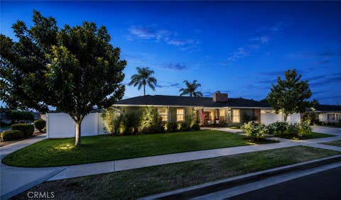 Photo of 18612 Newton Avenue, North Tustin, CA 92705 (MLS # PW26181811)