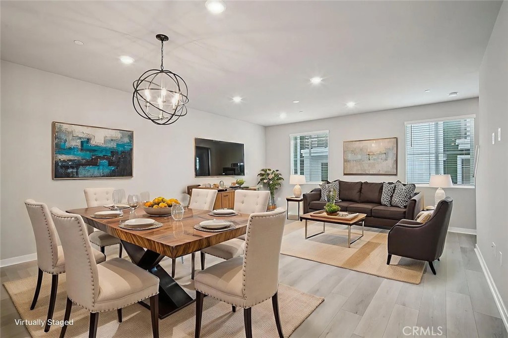 1482 Skyline Lane