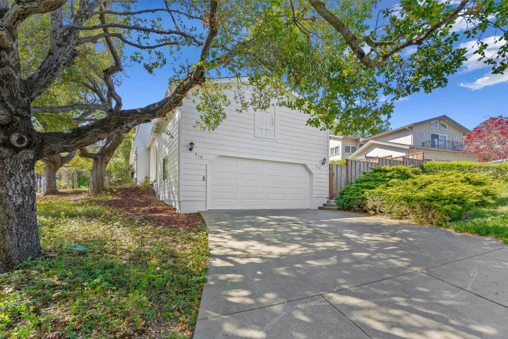319 Montclair Road