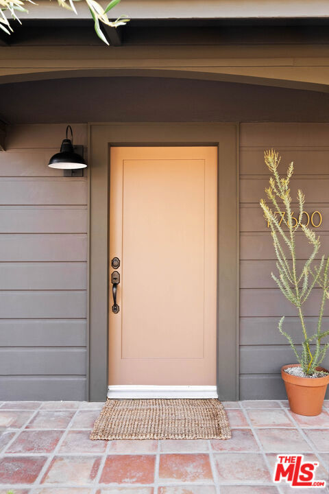 17600 Runnymede Street