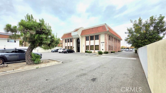 12225 South Street 101