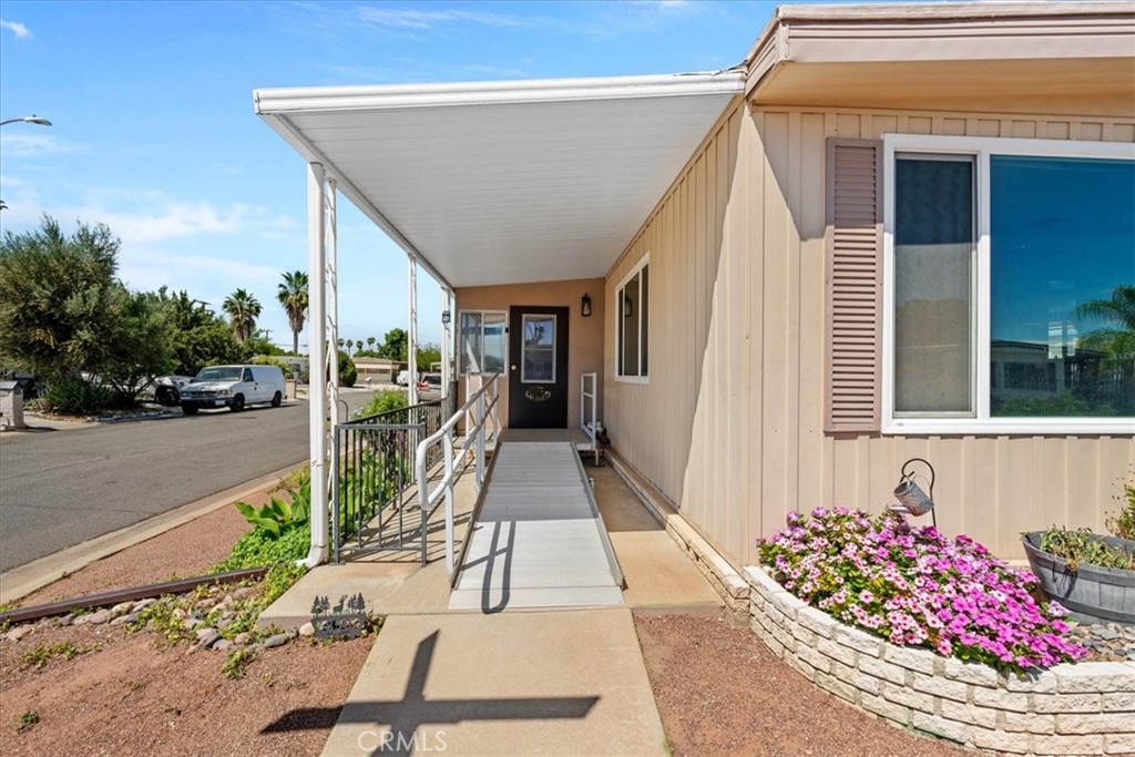 850 San Ynez