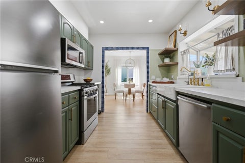 Photo of 1652 Loma Avenue Ave, Long Beach, CA 90804 (MLS # PW26153899)