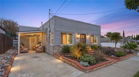 Photo of 1652 Loma Avenue Ave, Long Beach, CA 90804 (MLS # PW26153899)
