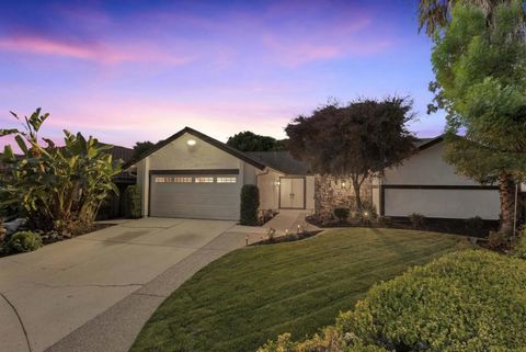 Photo of 3129 Vermilion Court, San Jose, CA 95135 (MLS # ML82044261)