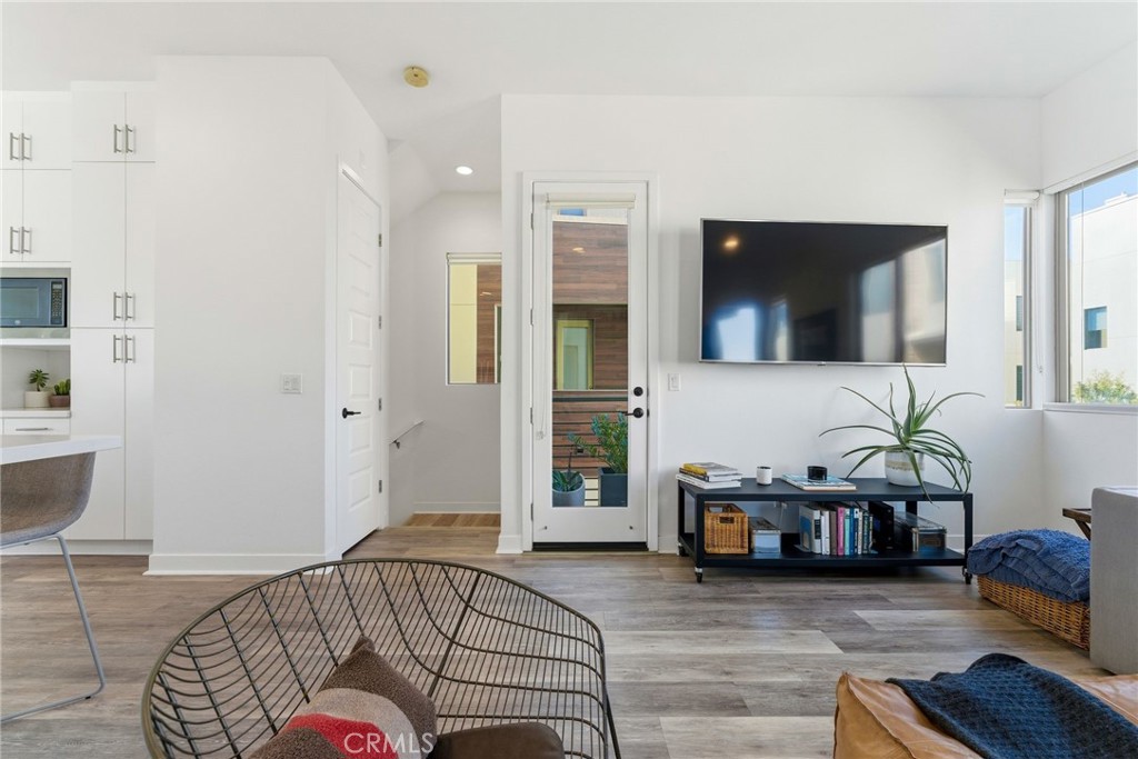 Ebb Tide - Residential Lease