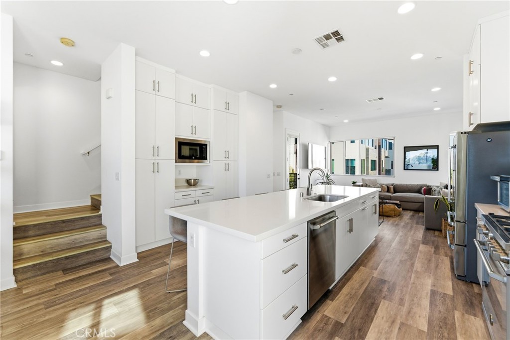 Ebb Tide - Residential Lease