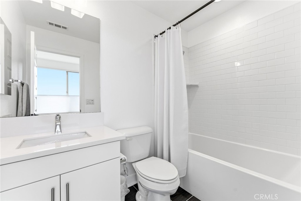 Ebb Tide - Residential Lease