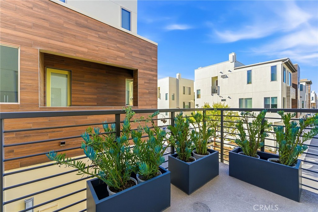 Ebb Tide - Residential Lease