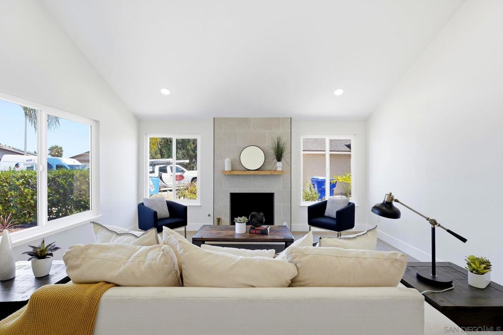 8523 Duncannon