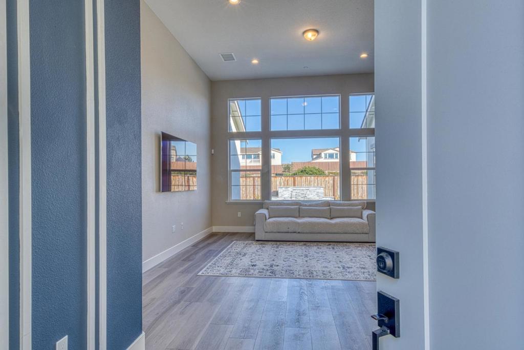 3036 Arroyo Drive