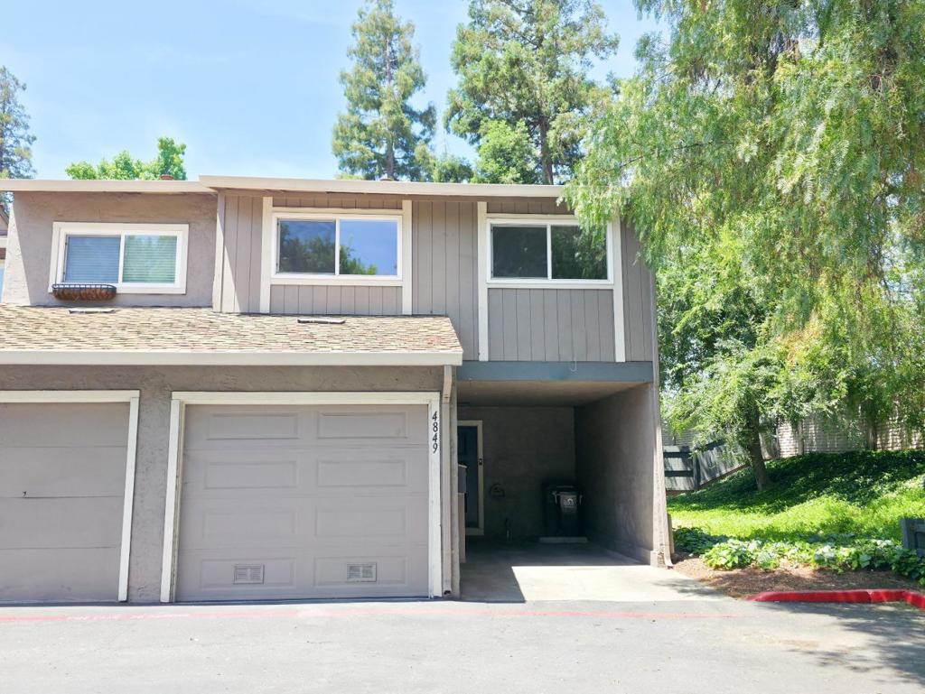 4849 Cherrythorne Lane